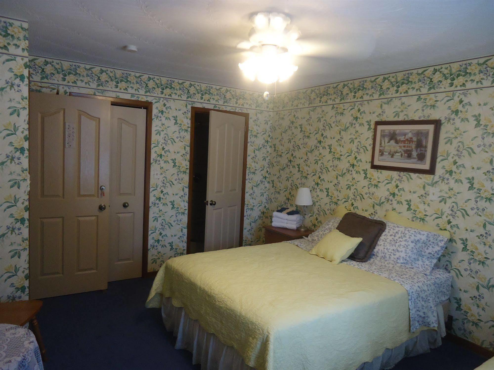 Trillium Bed & Breakfast Niagara Falls Exterior photo